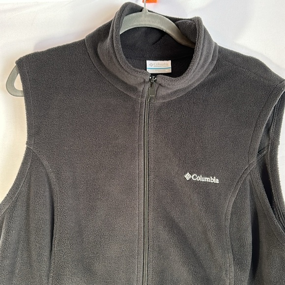 Columbia Benton Springs Black Fleece Vest - Picture 2 of 7